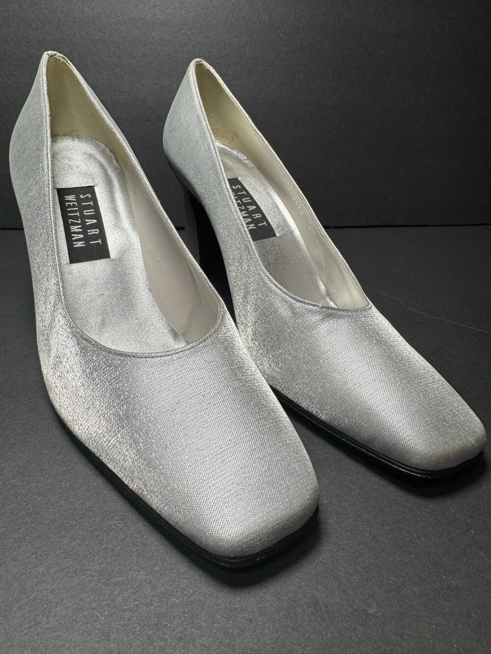 Vintage Stuart Weitzman Leah Pewter Matte Lamé Pumps Size 8